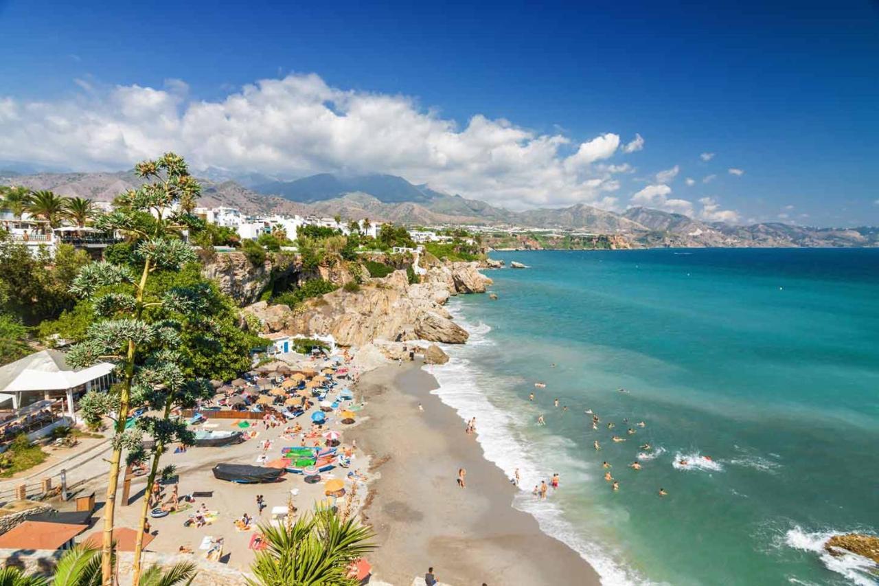 Nerja Apartamento Centro Екстериор снимка